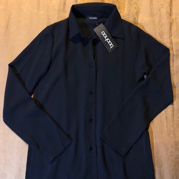 NWT Boohoo Basic Button Up - Picture 2 of 3